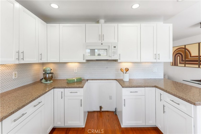 Welcome to 3527 W. 225th Street, a 3-bedroom, 2-bath home - photo 15
