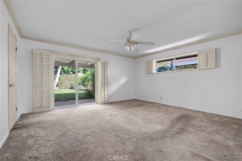 HURRY, DON'T MISS THIS EXCEPTIONAL VALUE! This spacious - photo 23