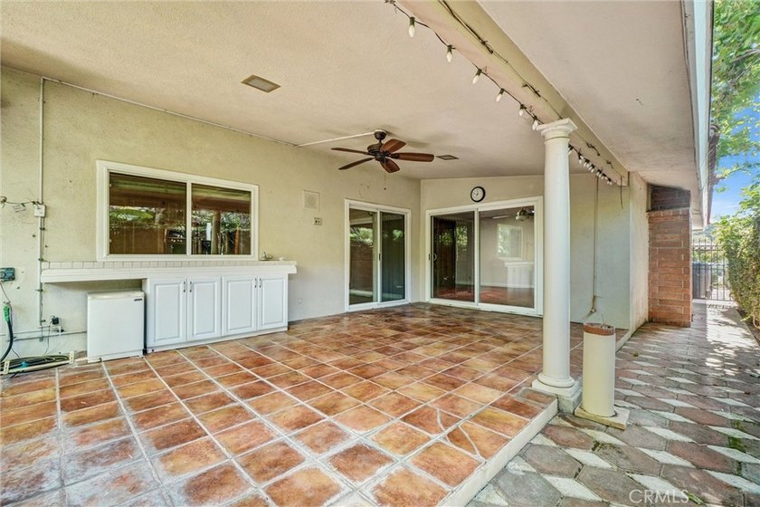 HURRY, DON'T MISS THIS EXCEPTIONAL VALUE! This spacious - photo 46