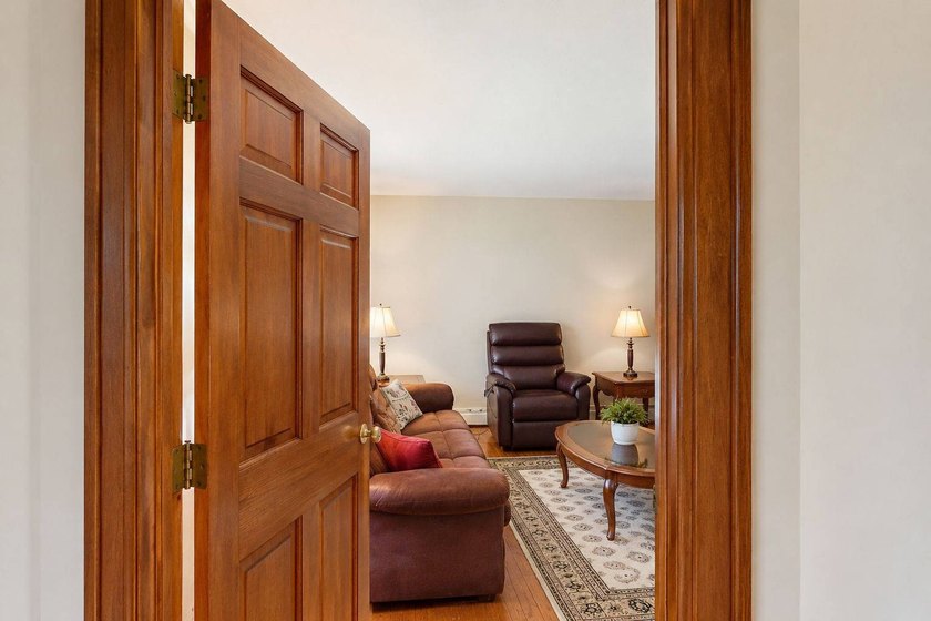 Not every listing pulls double duty-but this one does it - photo 8