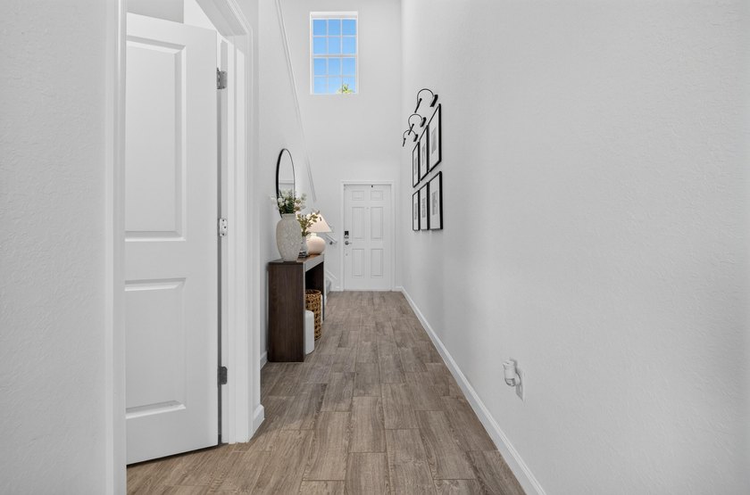 Built in 2024 this pristine Mediterranean-style floor plan - photo 20