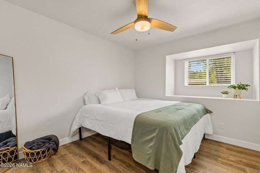 This beautifully updated single-level home offers modern comfort - photo 22