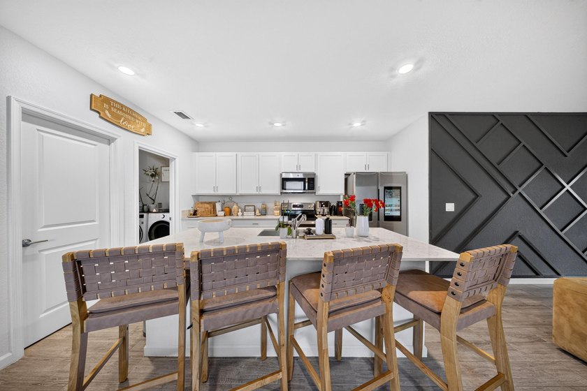 Built in 2024 this pristine Mediterranean-style floor plan - photo 28