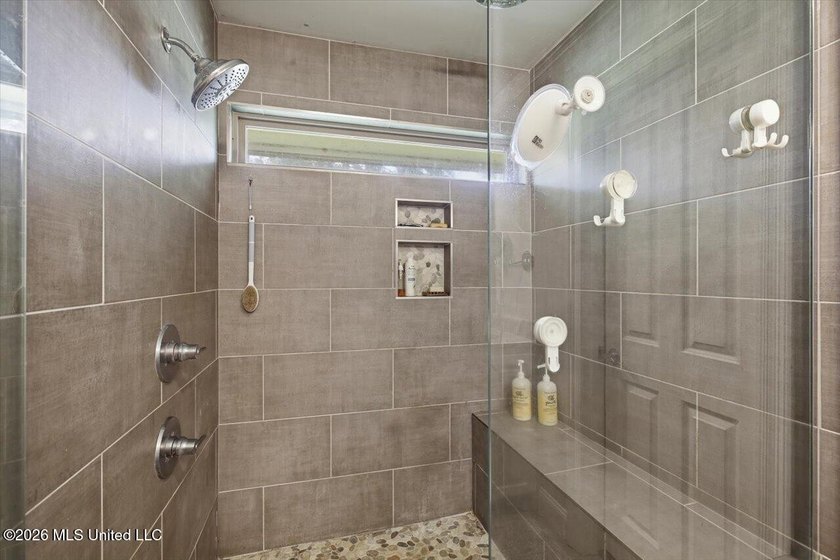 Welcome to 238 Kiowa Drive, Madison, MS-a beautiful 4-bedroom - photo 33