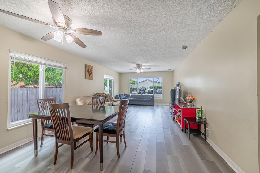Don't miss this incredible opportunity to own an updated duplex - photo 6