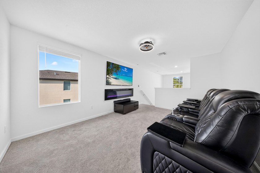 Built in 2024 this pristine Mediterranean-style floor plan - photo 48