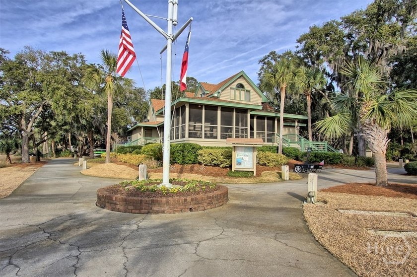 Tucked away on a quiet cul-de-sac in The Landings on Skidaway - photo 45
