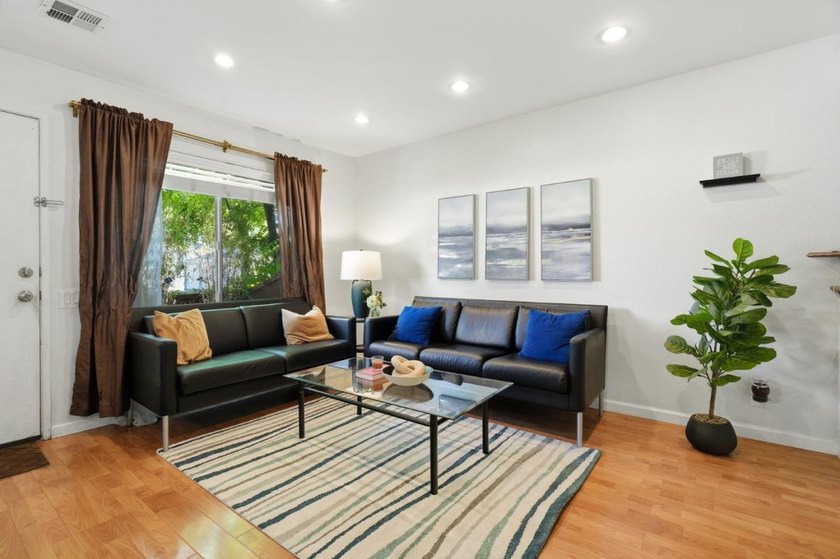 Welcome to 2701 Lone Bluff Way, Unit 18 a charming 2-bedroom, 1 - photo 6