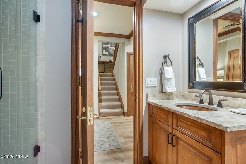 Rarely Available Penthouse at Creekside This penthouse offers - photo 32