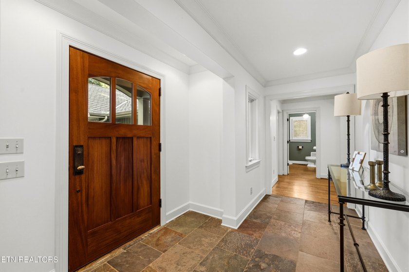 A Riverbend gem! This relaxed and inviting home sits on two lots - photo 6
