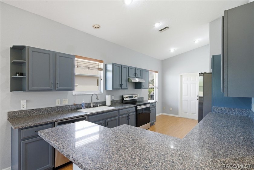 Check out this exceptional deal! This adorable home has 2 - photo 12