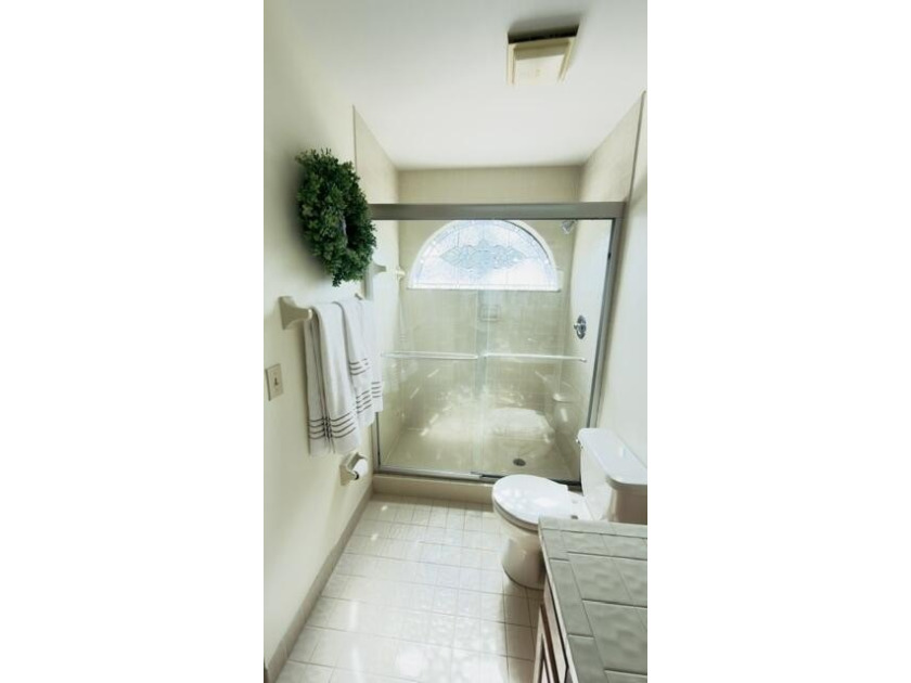 This is a spacious 2 story home on the lake in Villa D Este, a - photo 26