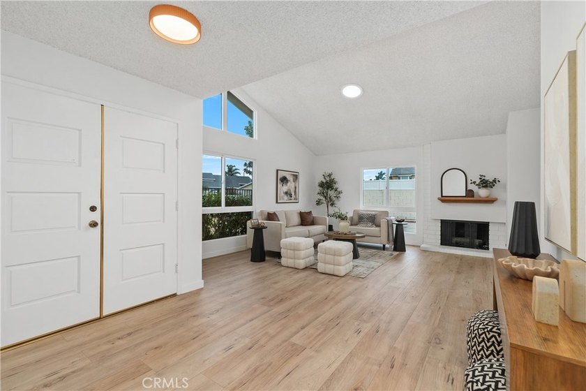 It's here! Finally, 2 bed,1 bath single story PATIO HOME located - photo 8