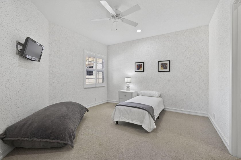Experience refined living in this tastefully designed spacious - photo 33