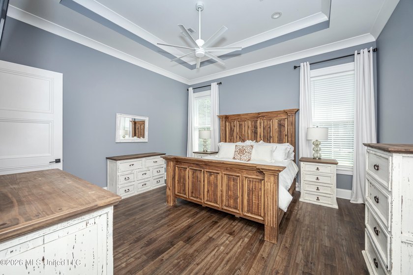 Welcome to this stunning custom-built home in the highly - photo 38