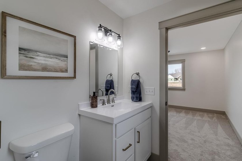 New Construction - 2 bedrooms, 2 bathrooms, oversized 2-stall - photo 38