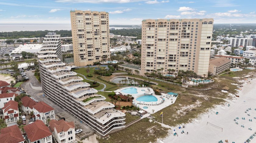Stunning gulf front condo in Miramar Beach, where luxury meets - photo 48