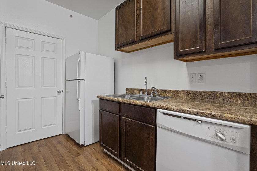 This condos excellent location is only the first of many - photo 12