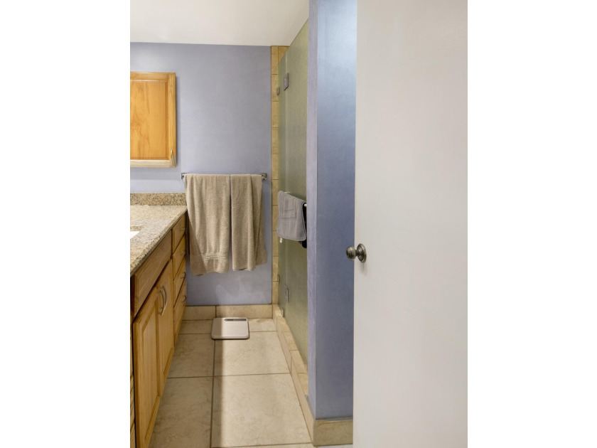 Looking for an amazing Townhouse? A must see! This townhome - photo 14