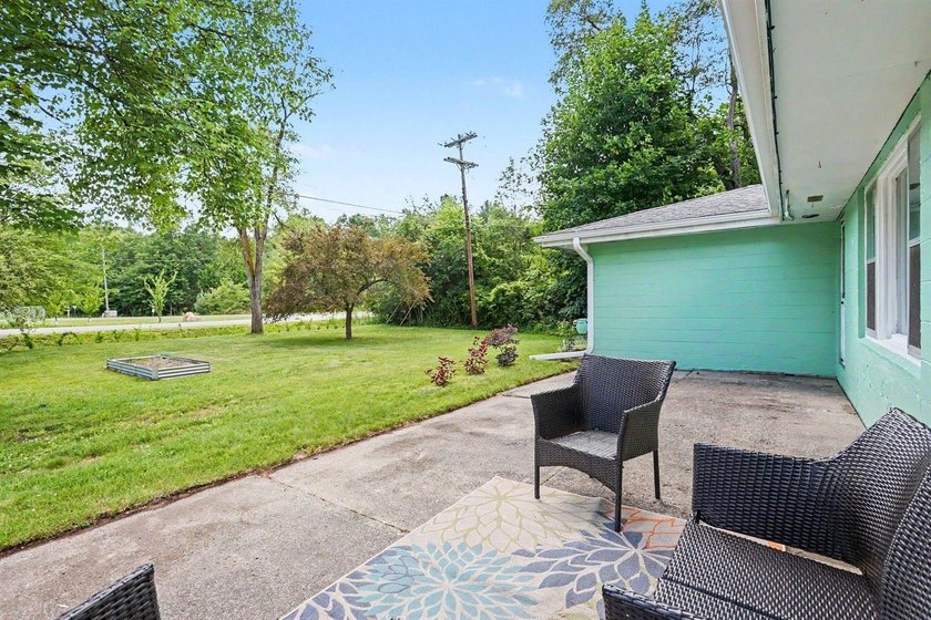Sanford's Most Recognizable House Has a Few Surprises Inside If - photo 21