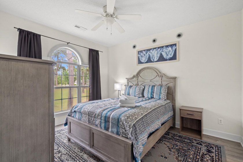 Welcome to this beautifully maintained 2-bedroom, 2-bathroom - photo 11