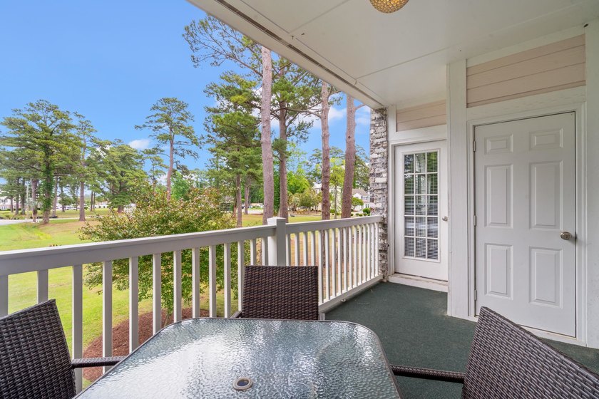 Welcome to this beautifully maintained 2-bedroom, 2-bathroom - photo 22