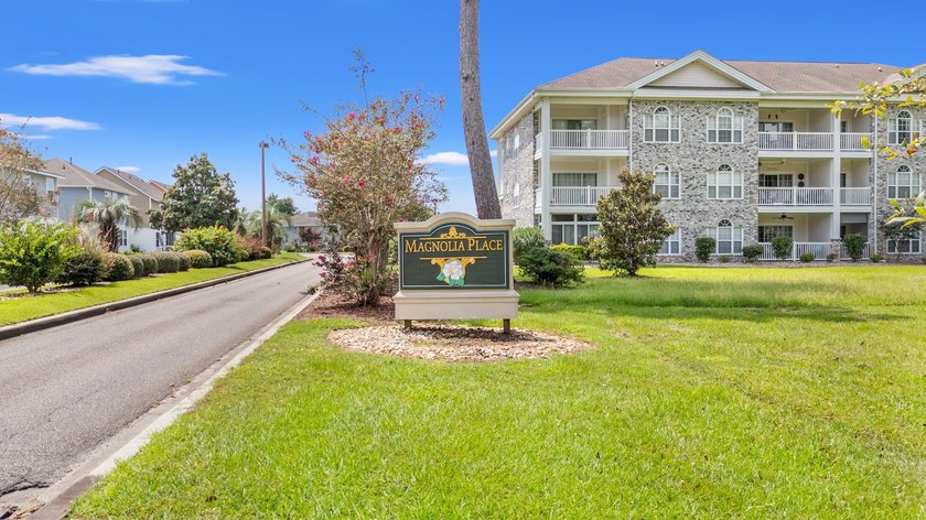 Welcome to this beautifully maintained 2-bedroom, 2-bathroom - photo 33
