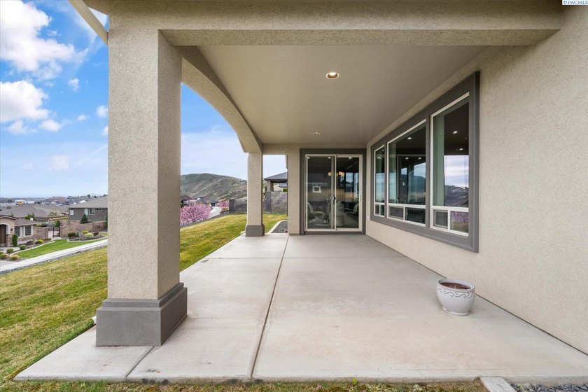MLS# 294726 Set in South Richland's highly sought-after Italy - photo 35