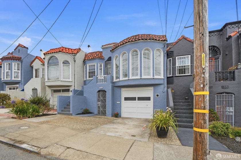 This is an excellent opportunity to live in a charming home - photo 6