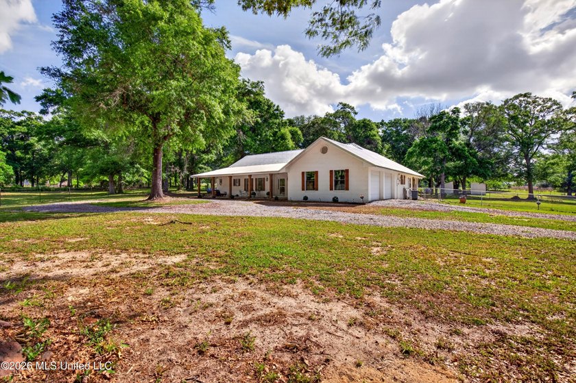 PRICED UNDER APPRAISAL VALUE - DON'T MISS THIS INCREDIBLE - photo 5