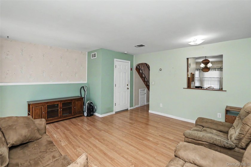 Welcome to this well-located 2-bedroom, 1.5 bath condo offering - photo 12