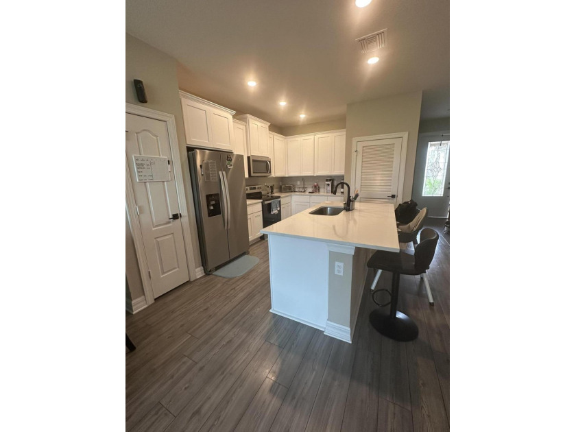 Beautiful 3Bedroom, 2 Bath Villa built in 2024! This - photo 2
