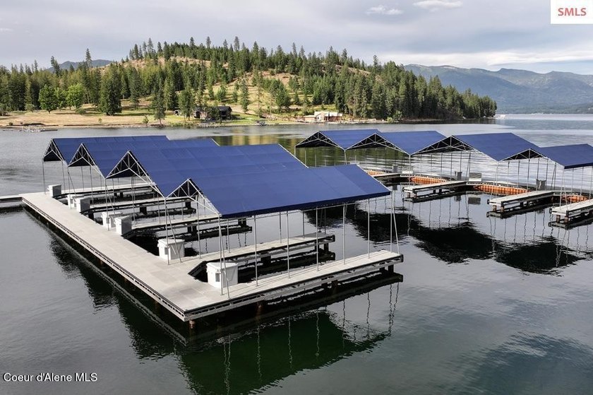 Estate Lot 16 at Camp Bay offers an extraordinary opportunity to - photo 19