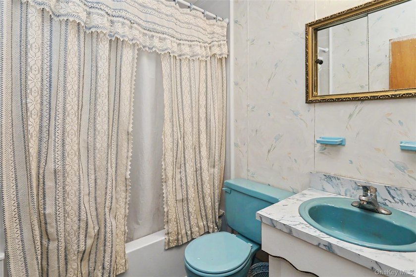 Welcome to this well-located 2-bedroom, 1.5 bath condo offering - photo 19