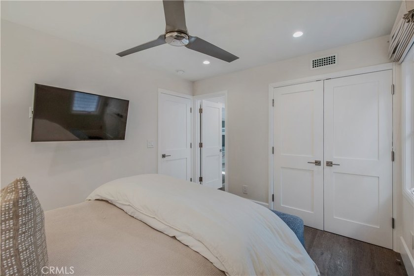 Experience the Best Vacation Rental on Balboa Island - Available - photo 33