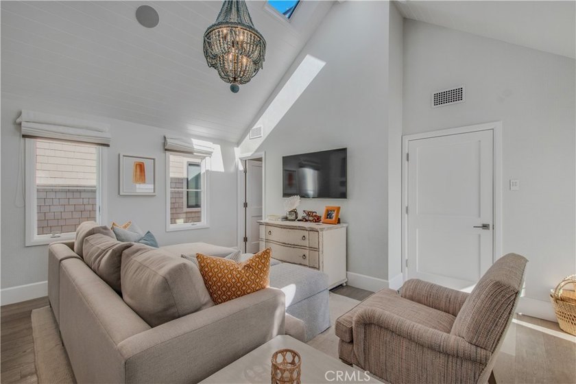 Experience the Best Vacation Rental on Balboa Island - Available - photo 38