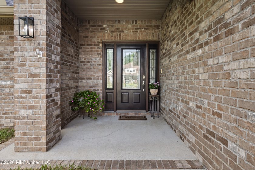 Welcome to this ALL BRICK, 4 bedroom, 2 bath beauty in the - photo 6