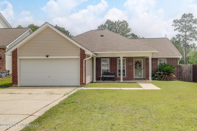 Fresh new flooring, a price improvement, and a location that's - photo 2