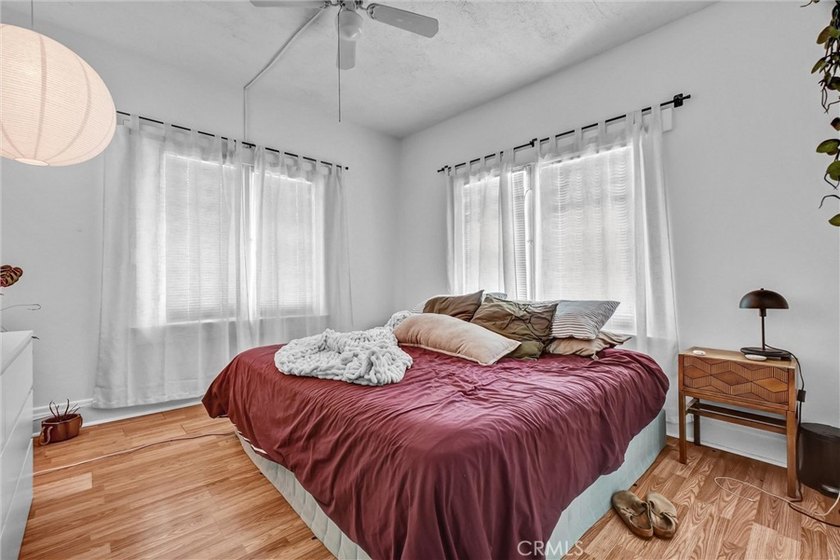 Welcome to this charming turn-of-the-century Craftsman Bungalow - photo 20