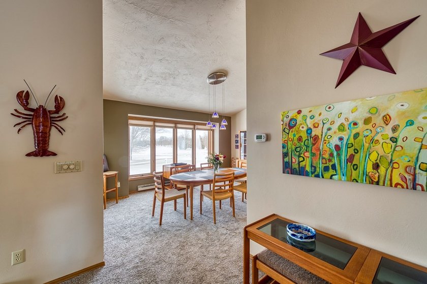 Enjoy Door County living in this wonderful 2-story unit - photo 7