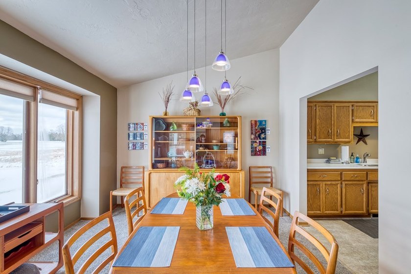 Enjoy Door County living in this wonderful 2-story unit - photo 8