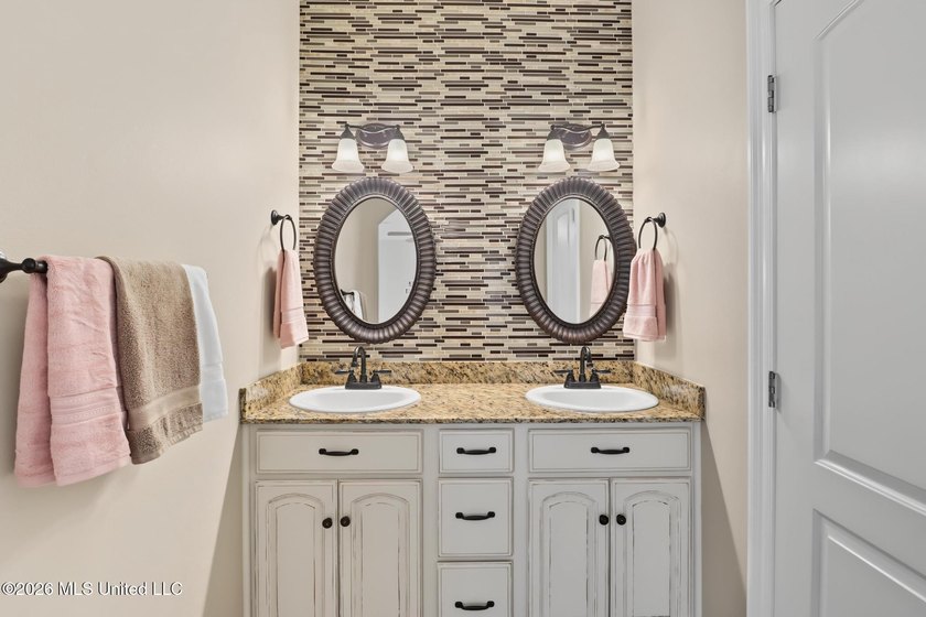 Looking for the ultimate Dream home with water access, luxury of - photo 19