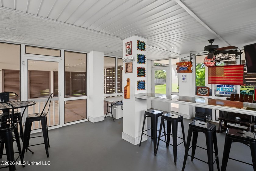 Looking for the ultimate Dream home with water access, luxury of - photo 36