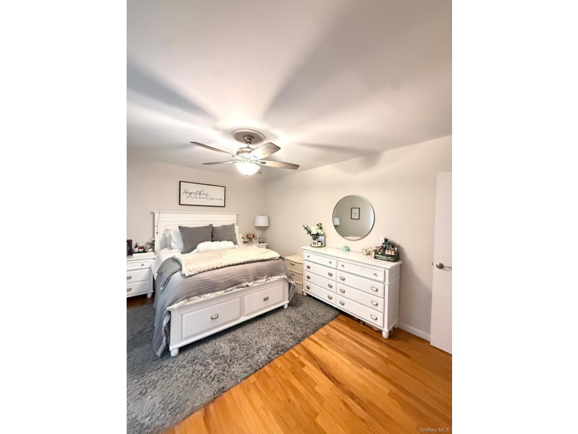 Totally Renovated Clearview One Bedroom (Lower Level, Square - photo 21