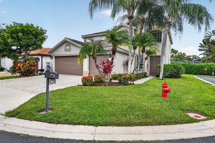 This spacious true 5-bedroom, 3-bathroom home in a gated West - photo 2