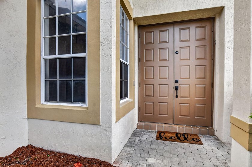 This spacious true 5-bedroom, 3-bathroom home in a gated West - photo 3