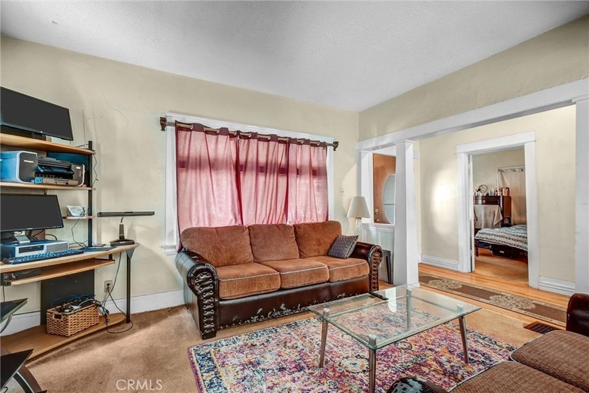 Welcome to the Gowdy House, a classic Craftsman triplex located - photo 12