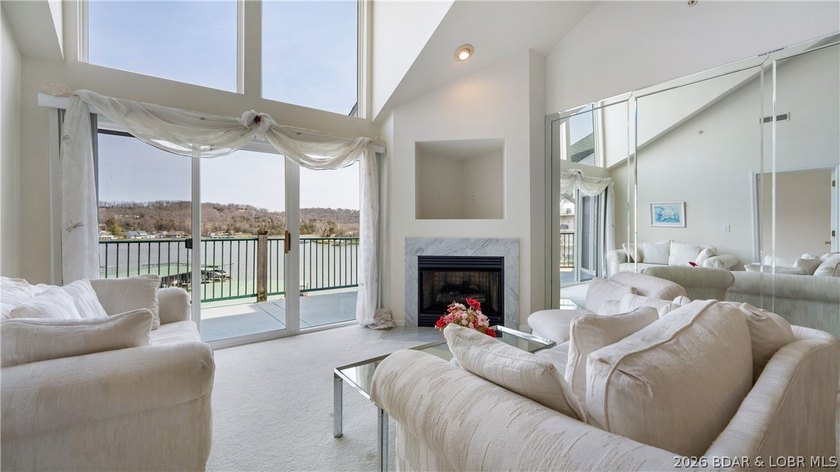 Discover this top-floor 3-bedroom, 3-bathroom condo with a - photo 15