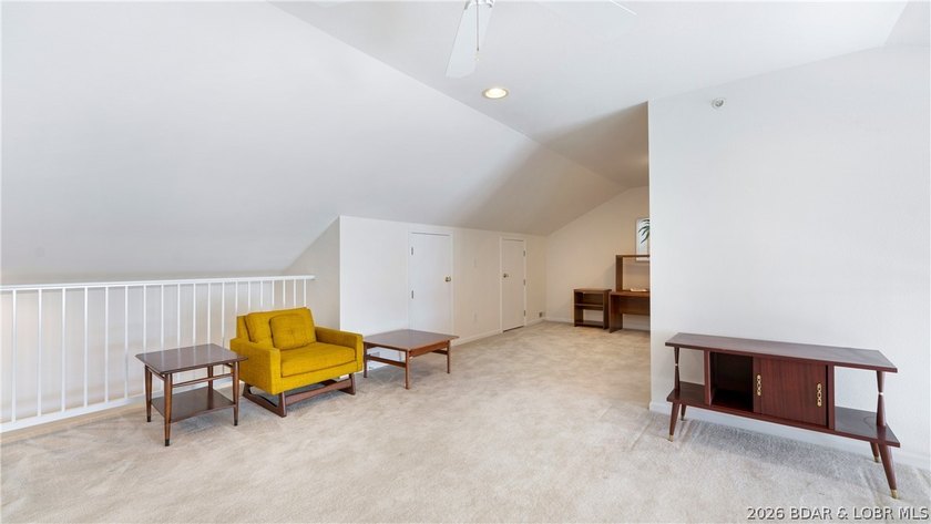 Discover this top-floor 3-bedroom, 3-bathroom condo with a - photo 18