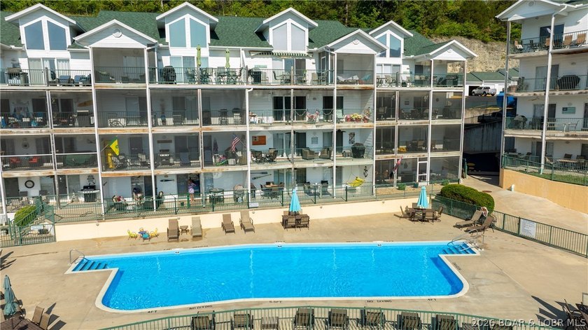 Discover this top-floor 3-bedroom, 3-bathroom condo with a - photo 32